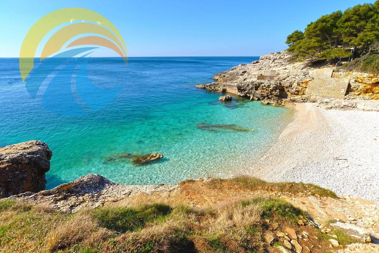 Apartments Dino 1355 Pula Croatia